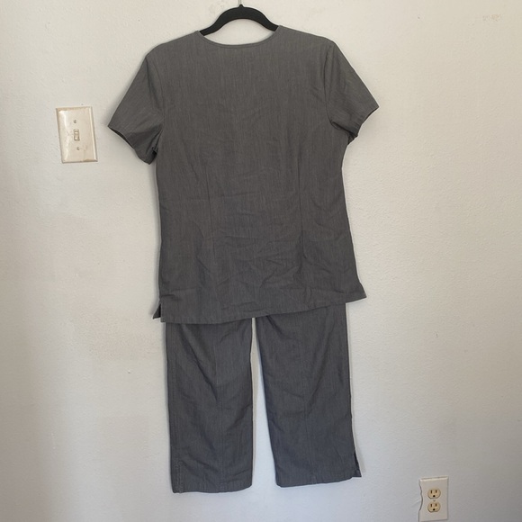 Figs Set Graphite Gray Livingston High Waisted Pant M and Top S - Picture 2 of 10